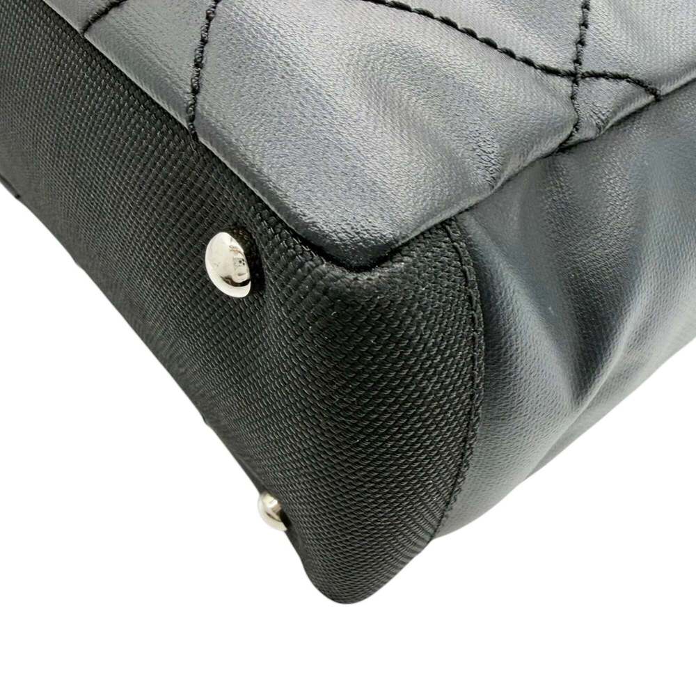 CHANEL Black Leather Tote Bag - Picture 9 of 16